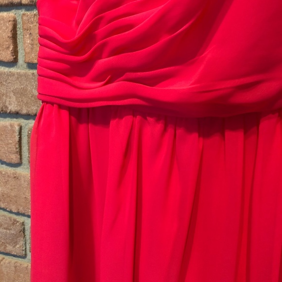 Alfred Angelo knee-length one-shoulder fuschia dress size 6 - Picture 3 of 14